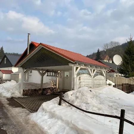 Detached With Fenced Garden Holiday home *